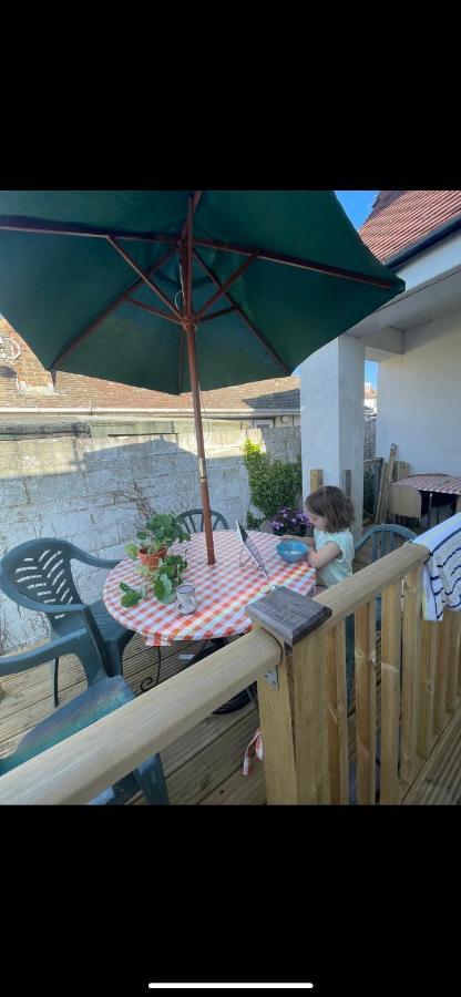 Cosy Beach Getaway Saltdean Exterior photo